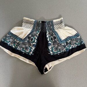 Forever 21 Bohemian Patterned Women's Shorts